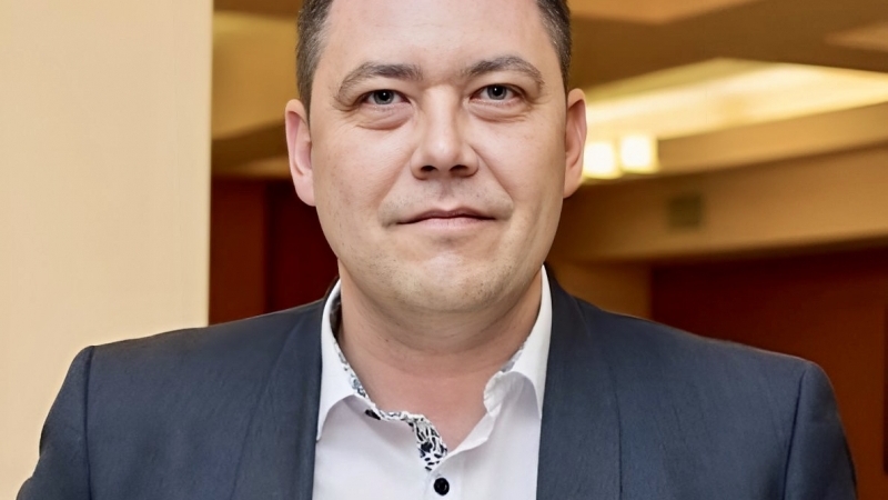  Adrian Malyarcsuc - “INEGALITATEA ECONOMICĂ”